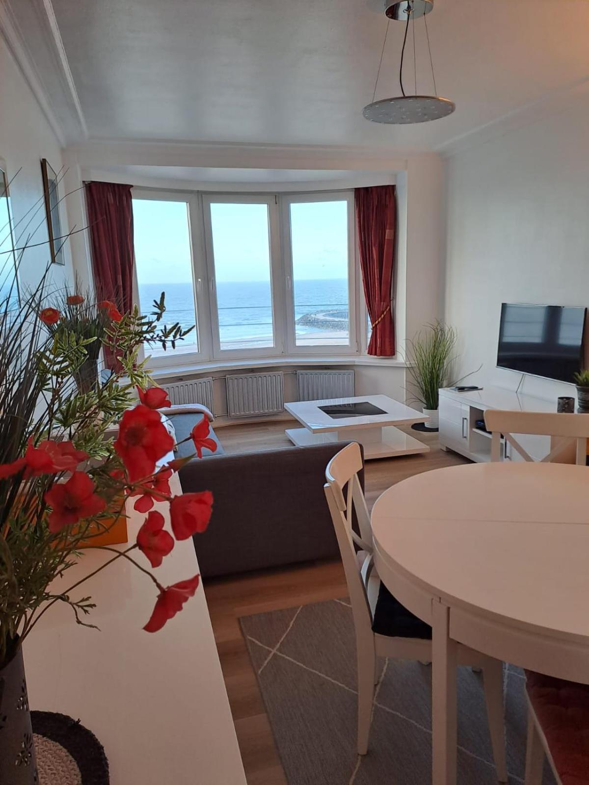 Appartement Met Prachtig Zicht Op Zee Oostende Ngoại thất bức ảnh